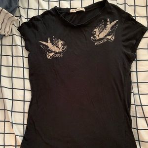 Black tee